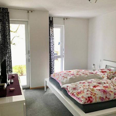 Ferienwohnung Annabelle Бодман-Лудвигсхафен Екстериор снимка